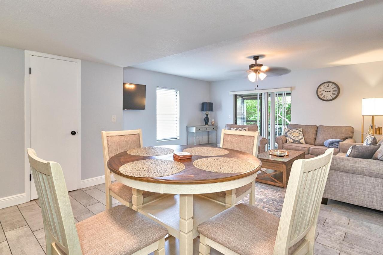 South Tampa Retreat Fenced Yard, Top Location! Exterior photo